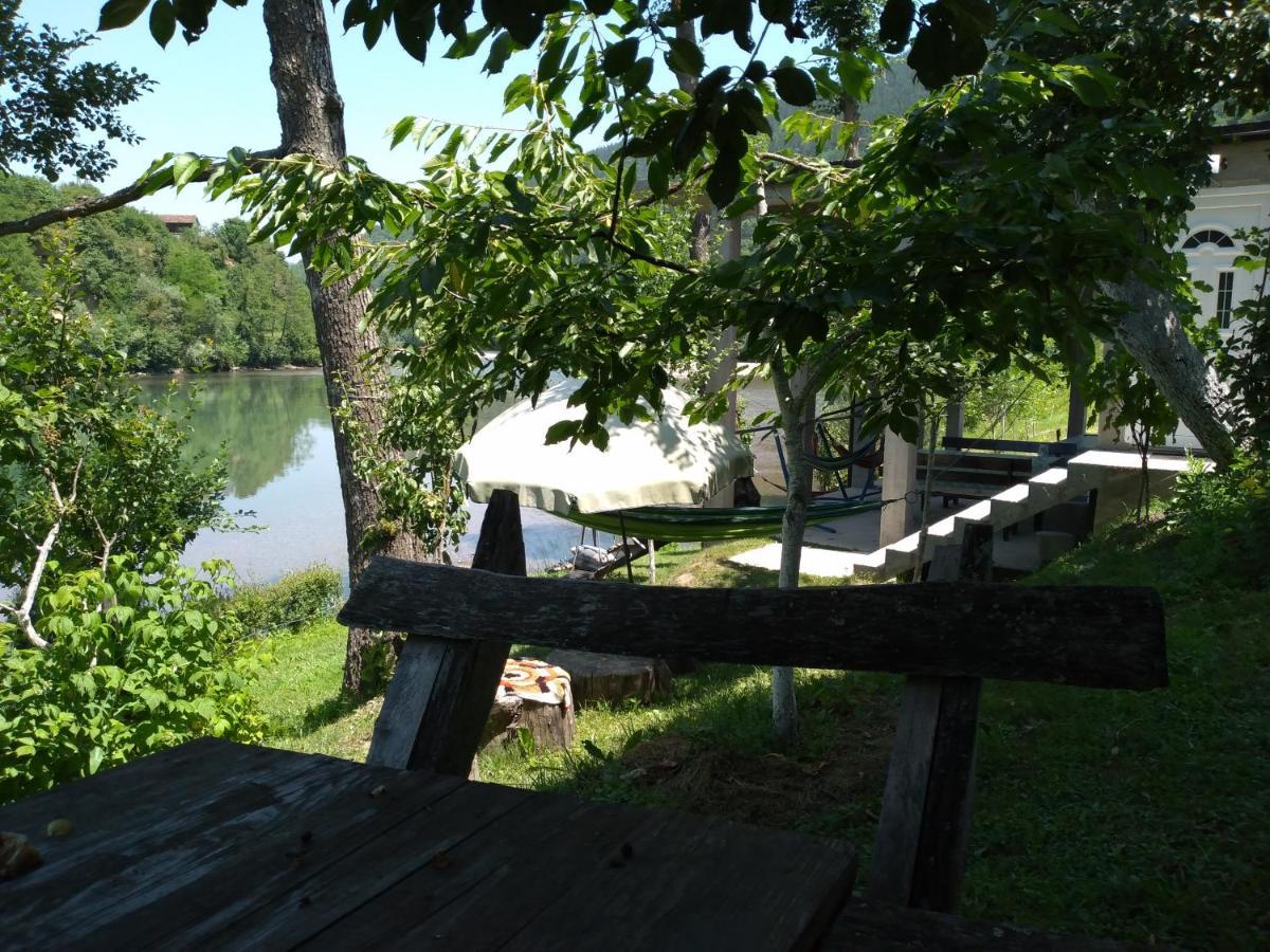 Vikendica Pored Drine Foca Handici Exterior photo